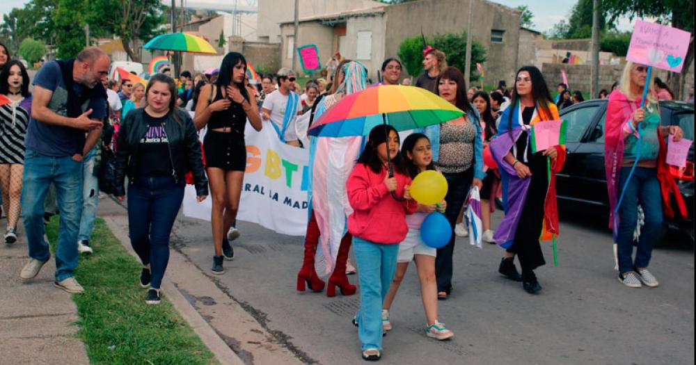 Se realizoacute la Marcha del Orgullo en La Madrid