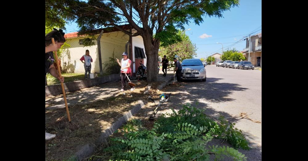 Jornada solidaria en la Escuela 502