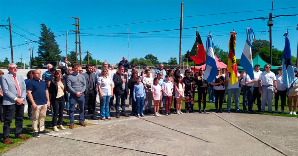 Emotivo homenaje a los tripulantes del ARA San Juan en Hinojo