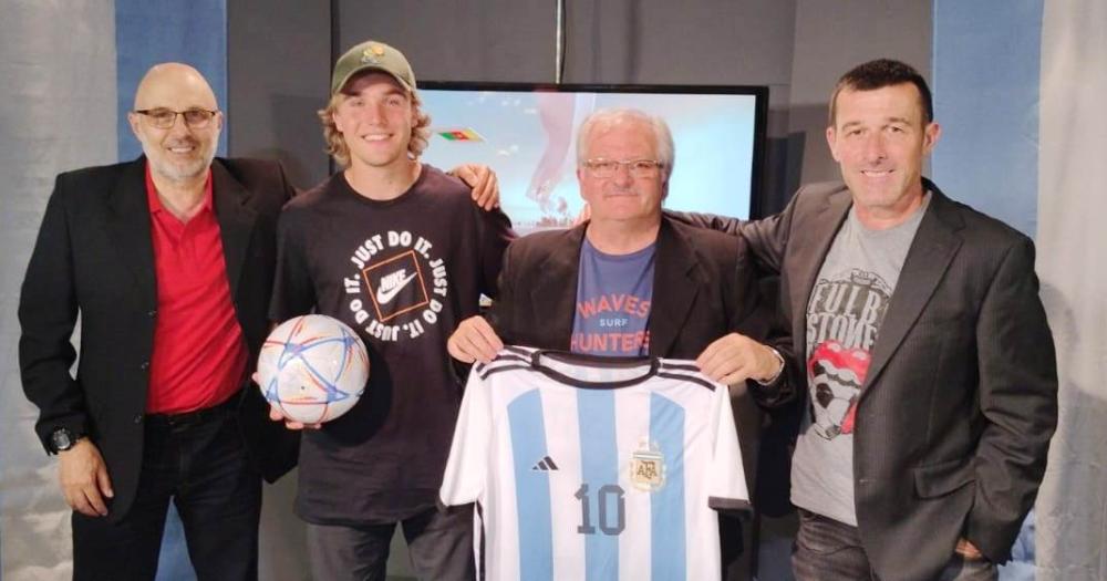 El delantero de Lanús visito el estudio de Canal Local para hablar del Mundial Qatar 2022