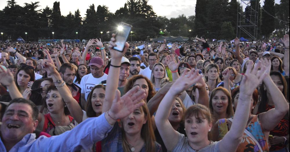 Las mejores fotos de la multitudinaria Fiesta de Olavarriacutea