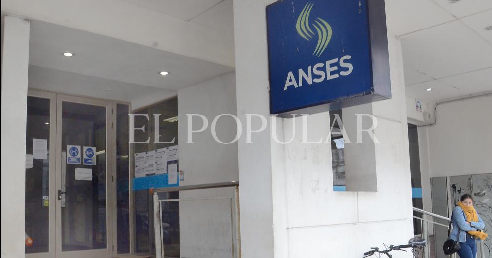 Anses- hasta cuando hay tiempo para presentar la Libreta de la AUH