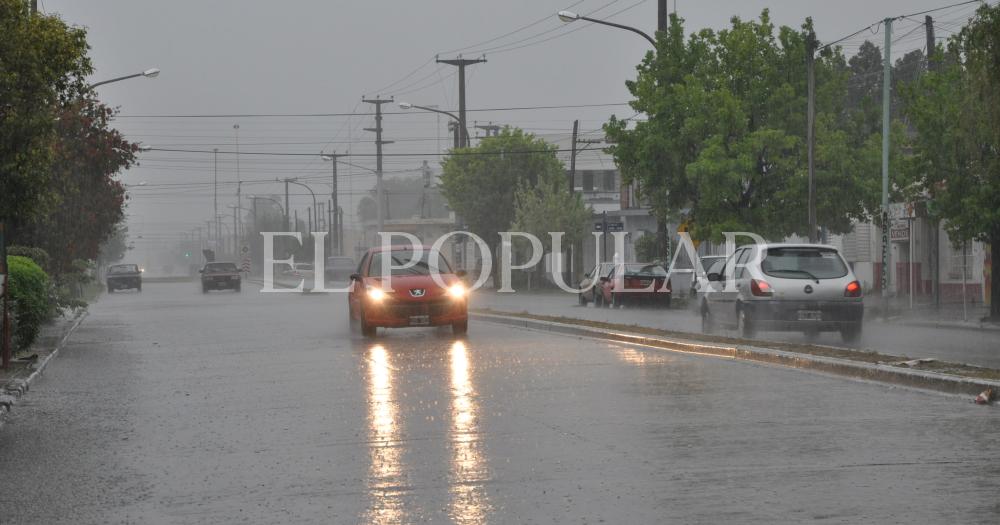 Alerta amarilla por fuertes tormentas para la tarde y noche de este mieacutercoles