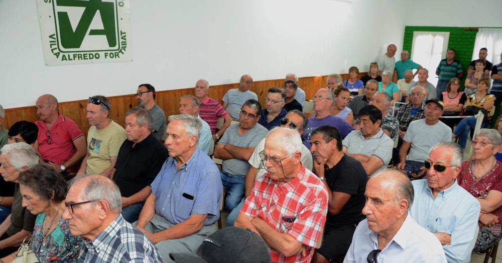 En un escenario caldeado la oposicioacuten ganoacute las elecciones en Villa Alfredo Fortabat