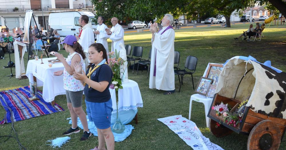 El Parque Mitre celebroacute la festividad de la Inmaculada Concepcioacuten de la Virgen Mariacutea