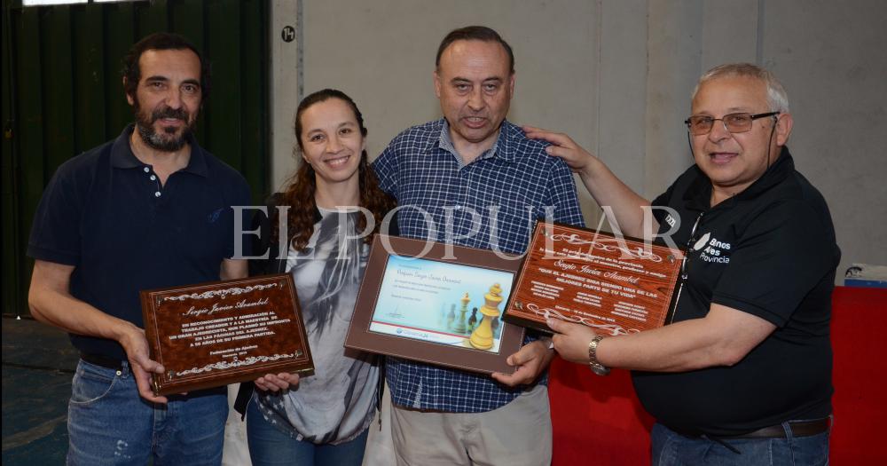 Reconocimiento a Sergio Arambel en el CEF N° 44 año 2019