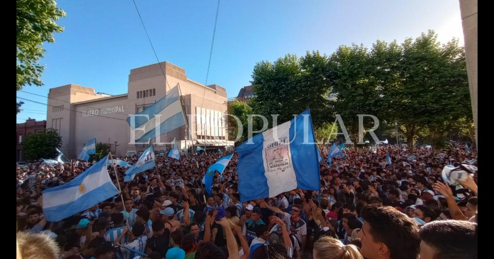 Locura total por la Scaloneta en Olavarriacutea