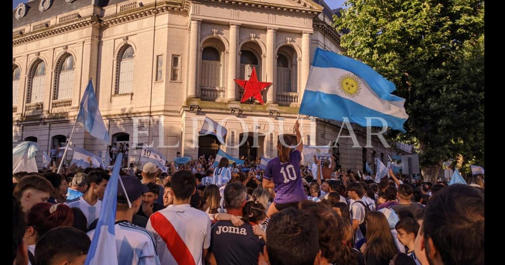 Locura total por la Scaloneta en Olavarriacutea