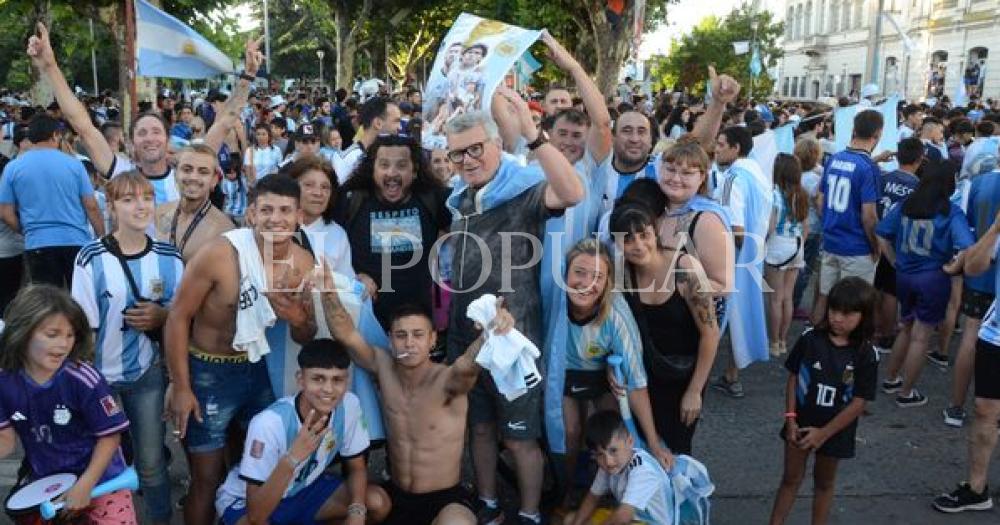 Locura total por la Scaloneta en Olavarriacutea