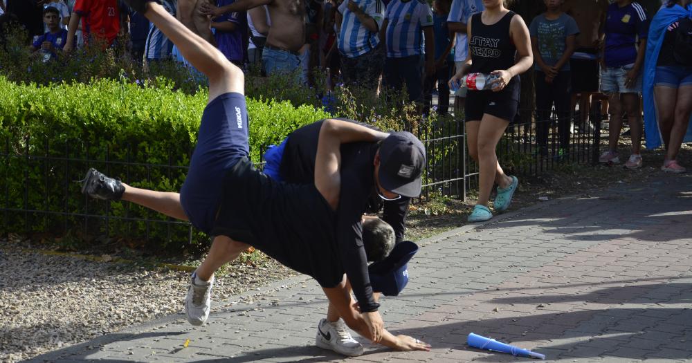 Los incidentes no faltaron durante los festejos- hubo heridos y un aprehendido