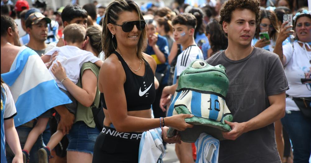 Argentina es campeoacuten del mundo y el pueblo estaacute en la calle