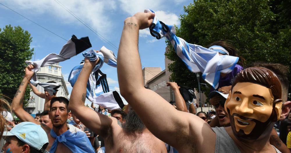 Argentina es campeoacuten del mundo y el pueblo estaacute en la calle