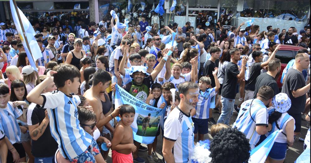 Argentina es campeoacuten del mundo y el pueblo estaacute en la calle