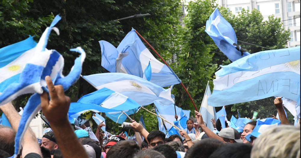 Argentina es campeoacuten del mundo y el pueblo estaacute en la calle