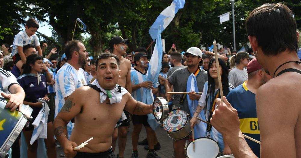 Argentina es campeoacuten del mundo y el pueblo estaacute en la calle