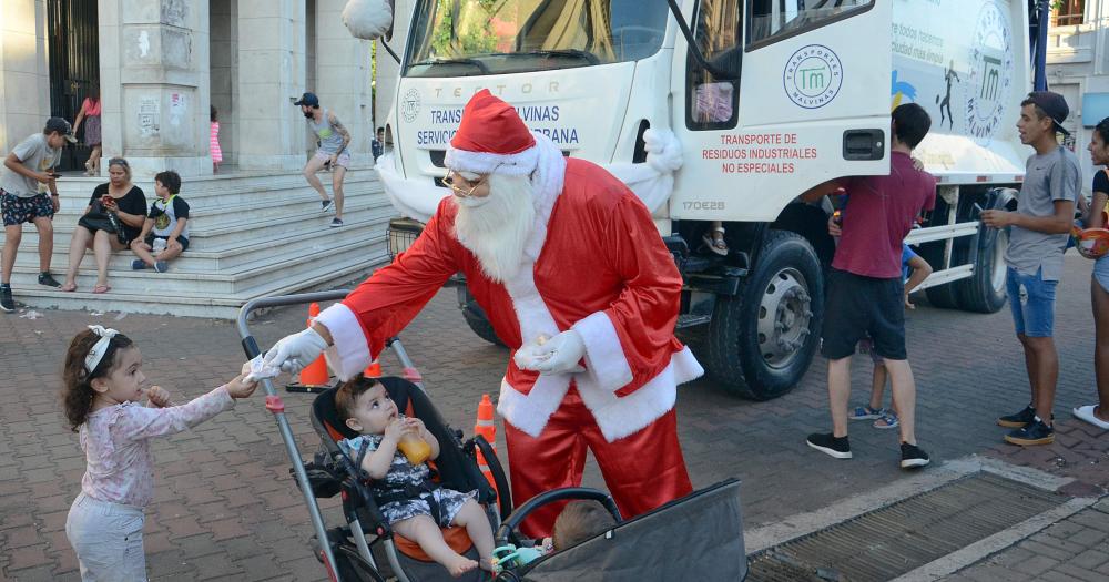 Papaacute Noel llega este jueves al Paseo Jesuacutes Mendiacutea