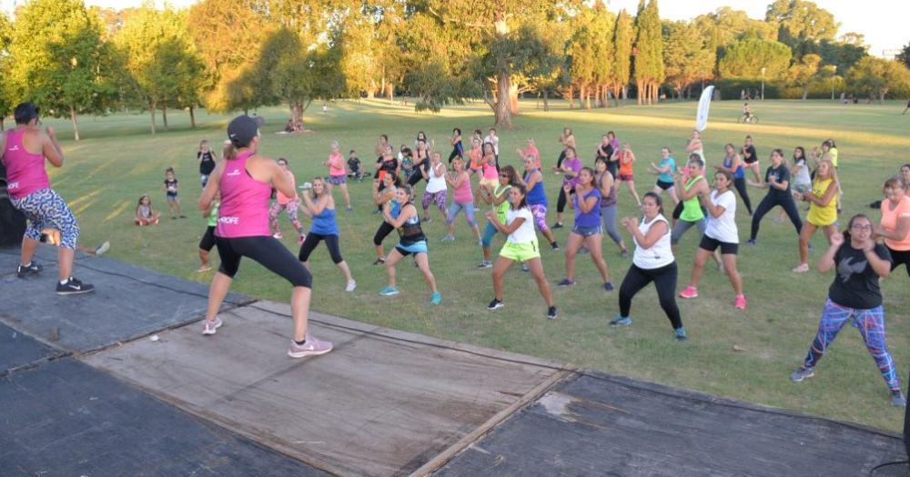 El proacuteximo lunes comenzaraacuten las clases de gimnasia en los parques