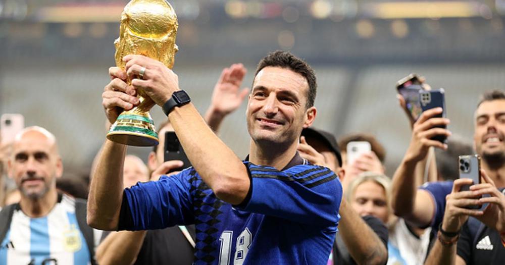 Lionel Scaloni fue elegido mejor DT de selecciones del mundo en 2022