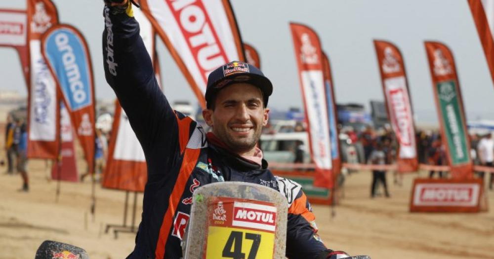 El argentino Kevin Benavides ganoacute por segunda vez el Rally Dakar en la categoriacutea motos