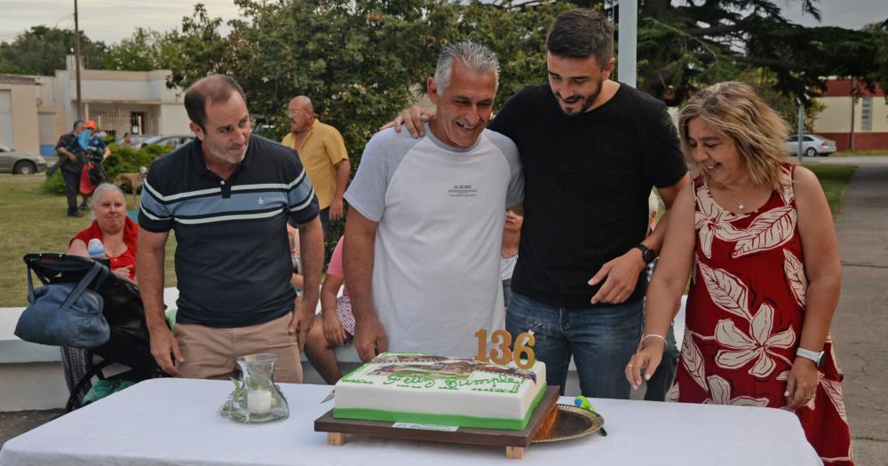 Este domingo se realizoacute el acto protocolar por el 136deg aniversario de Hinojo