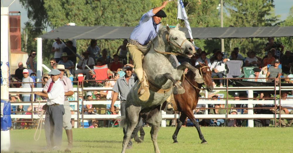 Desde el Festival Nacional de Doma y Folclore denuncian venta de entradas y rifas falsas