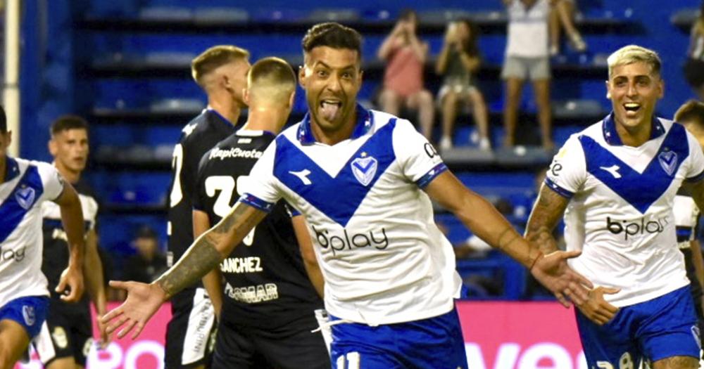 Lucas Janson anotoacute un gol en el triunfo de Velez