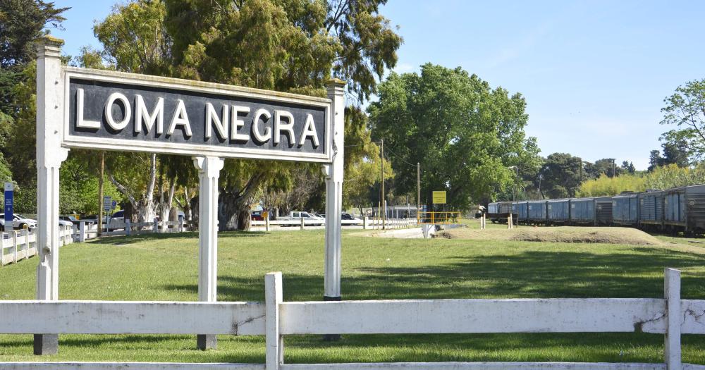 Los referentes del aacuterea de Salud se reunieron con integrantes de la Sociedad de Fomento de Loma Negra