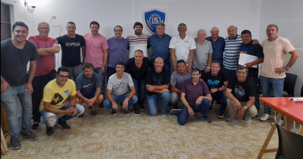 Reunioacuten con autoridades de la Liga de Fuacutetbol