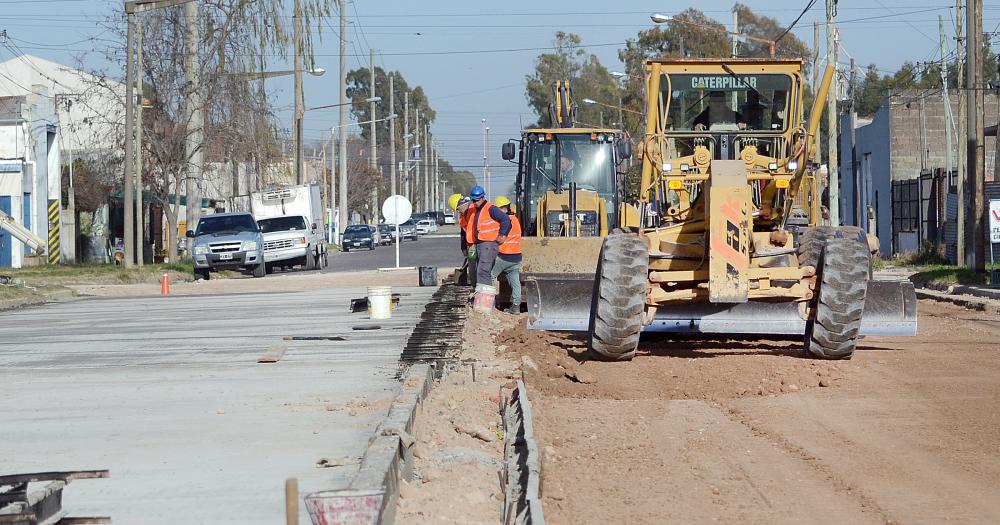 Cinco oferentes para la tercera etapa de la repavimentacioacuten de la avenida Avellaneda