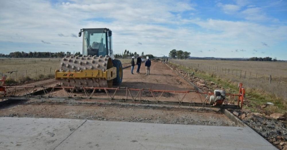 Cinco empresas disputan la tercera etapa de la obra de repavimentacioacuten de la Av Avellaneda