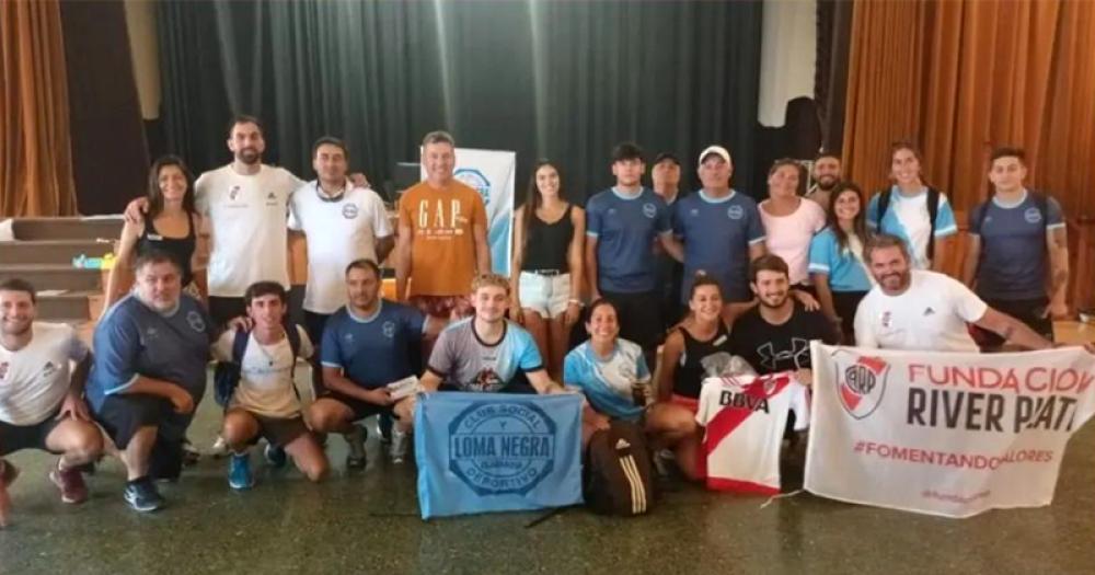 La Fundacioacuten River Plate visitoacute Loma Negra 