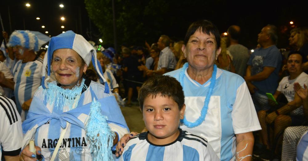 Las mejores fotos de la primera noche de los Corsos en Olavarriacutea