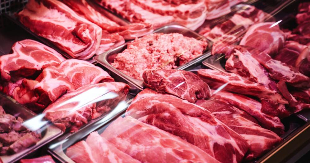 Carne- rigen las rebajas del 30-en-porciento- y reglamentan reintegros para compras con deacutebito