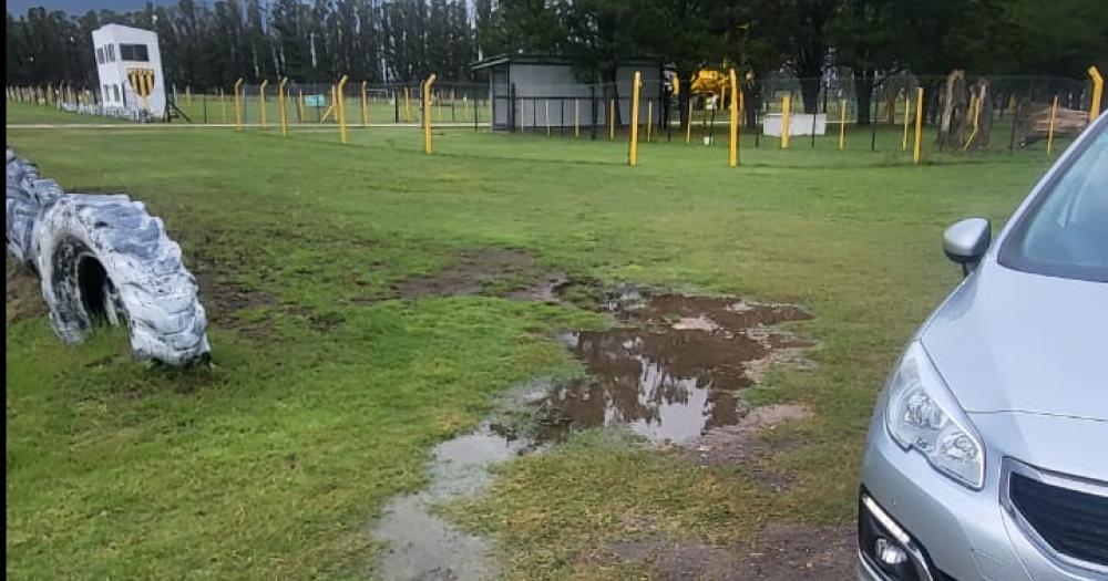 La lluvia obligoacute a postegar el arranque