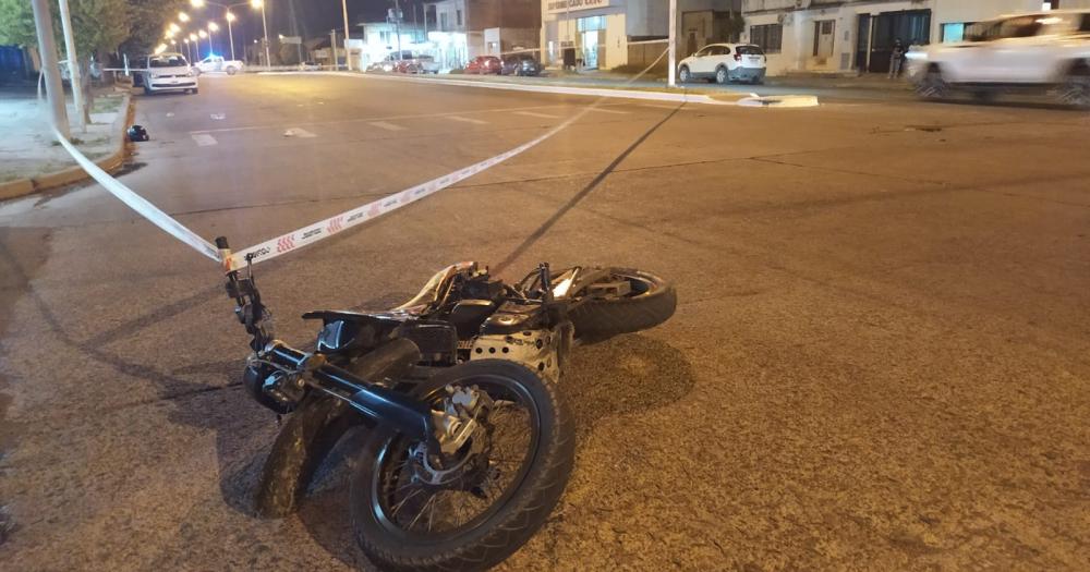 Una mujer resultoacute gravemente herida tras ser atropellada por una moto