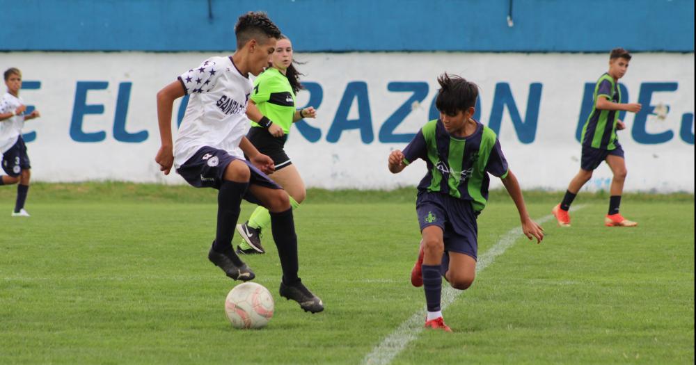 Embajadores derrotó a Racing en el José Buglione Martinese