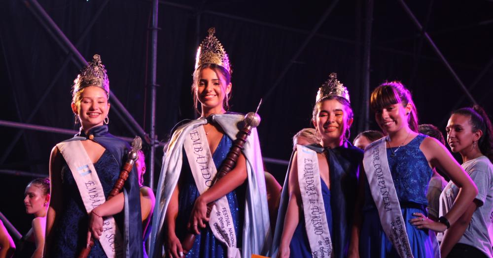 Fotogaleriacutea- el Festival de Doma y Folclore en imaacutegenes