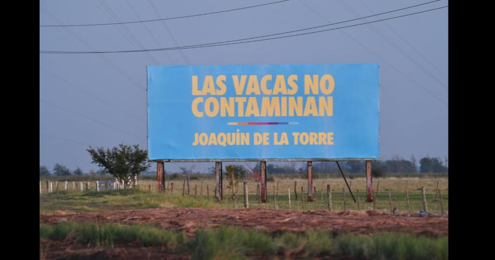 Joaquiacuten De la Torre-  Las vacas no contaminan