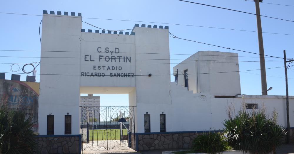 Aniversario de El Fortiacuten- se suspenden los festejos por el fallecimiento de Simoacuten Vivas