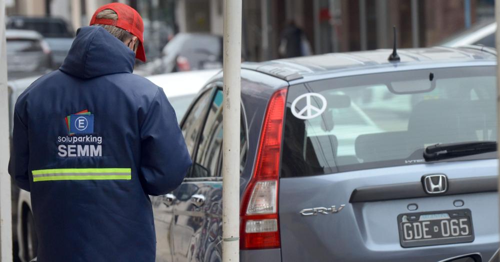 Estacionamiento Medido- usuarios comerciantes y el impacto de la tarifa