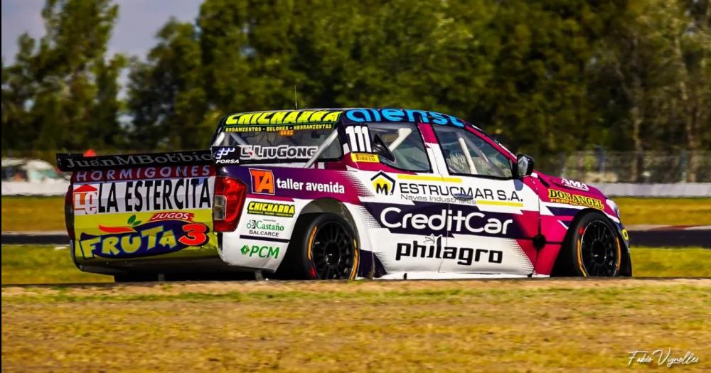 Pezzucchi llegoacute sexto en la carrera de TC Pick Up en La Plata