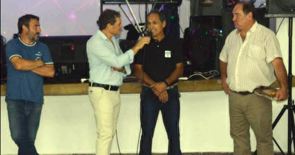 Tres Hermanos de Blanca Chica volvió a estar de pie La Unión de Clubes participó de la cena reinauguración