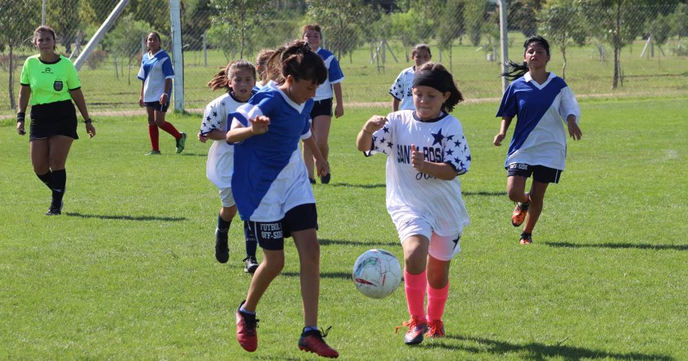 Arrancaron las inferiores y se jugoacute la 2ordf de Primera