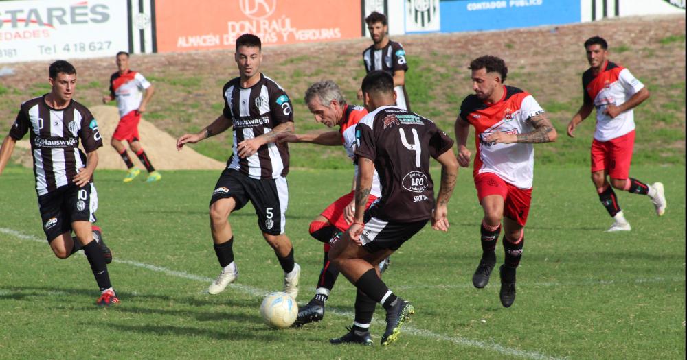 Racing visita a Urdampilleta y Estudiantes recibe a Casariego