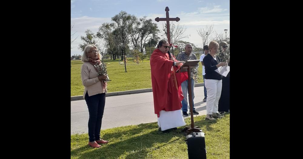 Semana Santa- en el Parque Avellaneda se celebroacute el Domingo de Ramos