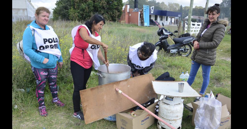 Piquetazo nacional- El Polo Obrero corta la ruta 226 a la altura de Rivadavia