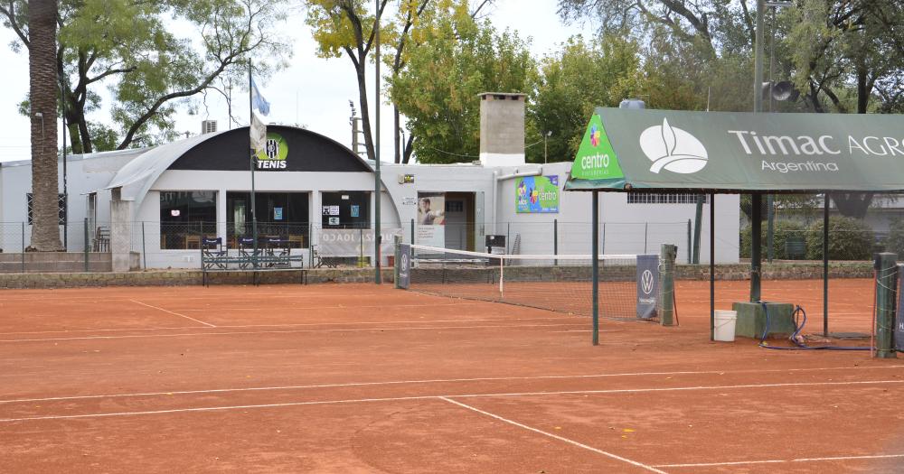 Proyectan techar dos canchas de tenis