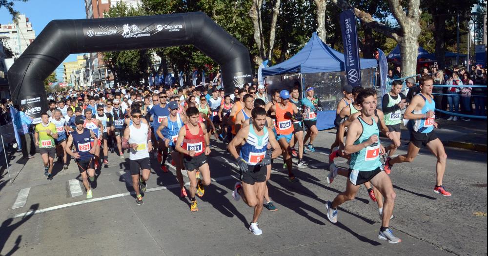 Ya hay maacutes de 400 atletas anotados para La Vuelta al Municipio