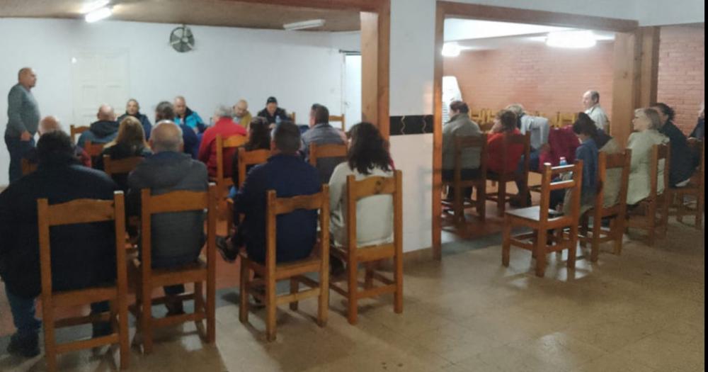 Vecinos se reunieron con funcionarios del aacuterea de Seguridad