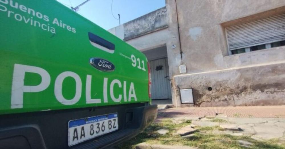 Femicidio en Azul- matoacute a balazos a su exmujer policiacutea delante de sus tres hijos y se suicidoacute